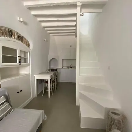 Spitaki House In The Old Town